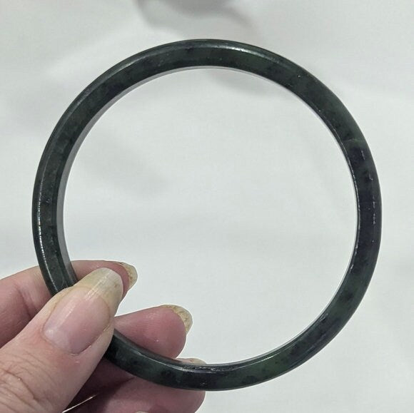 Vintage raw natural green agate bangle, 62mm