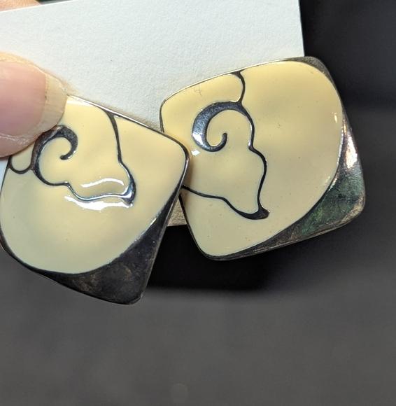 Vintage enamel wind and cloud square earrings | pin back